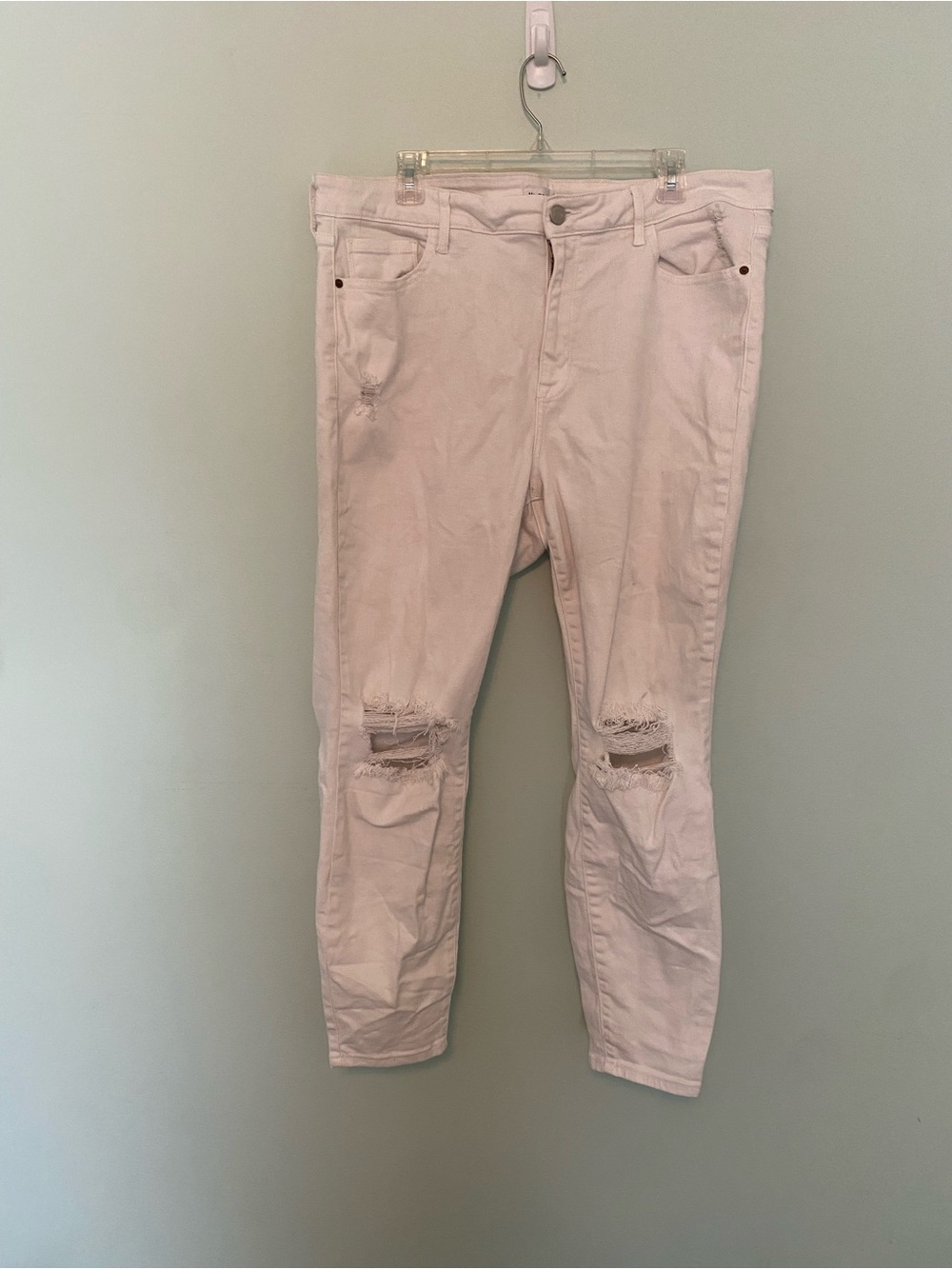 Cello Women's Skinny Distressed White Jeans